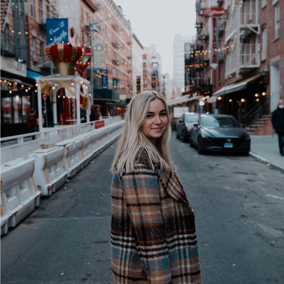 Meet your Posher, Clare - Picture 2 of 3